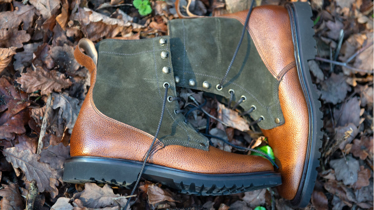 Fur-lined men's boots